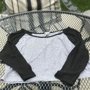 Black and grey baseball tee